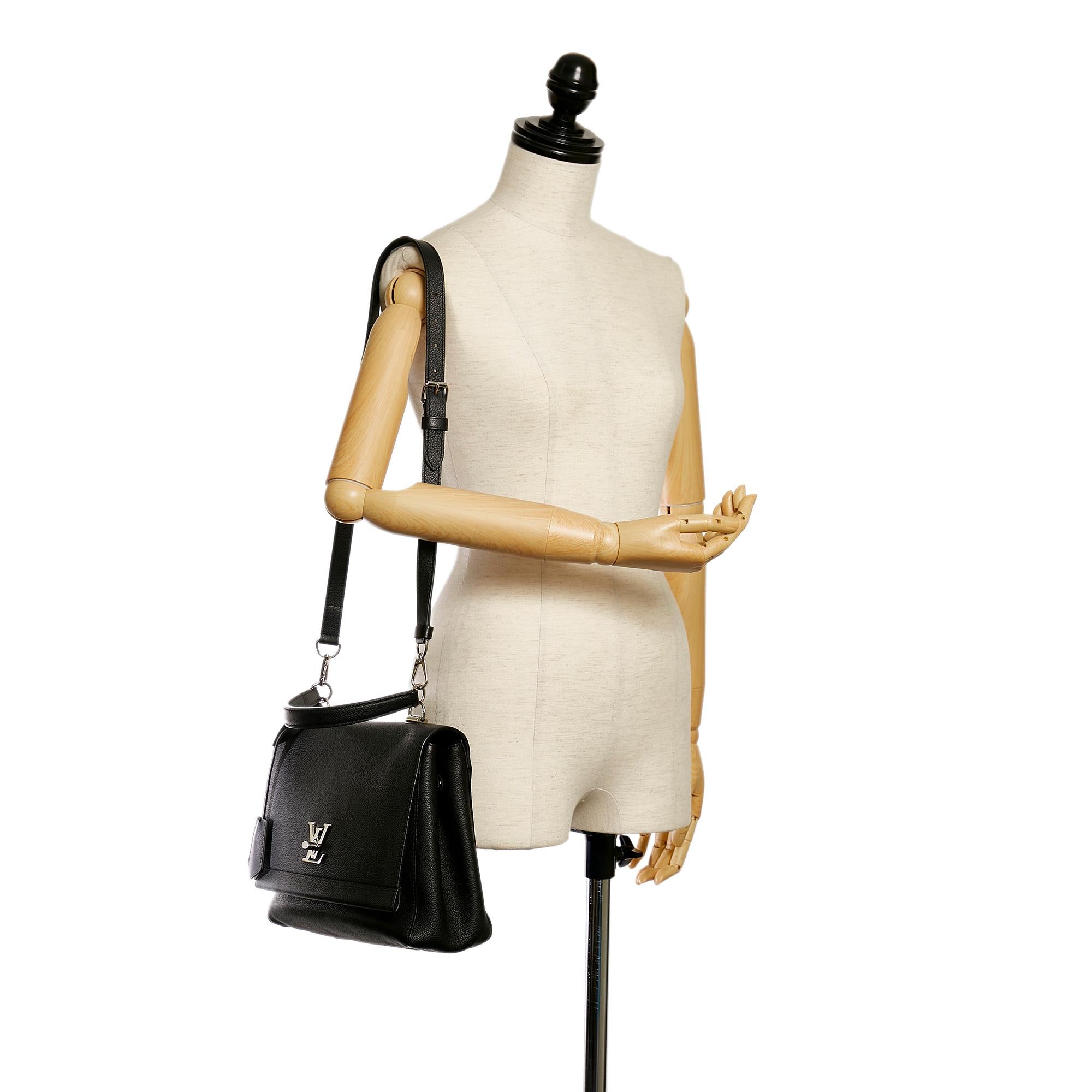 Louis Vuitton LockMe II (SHG-37824) – Kilta Bags